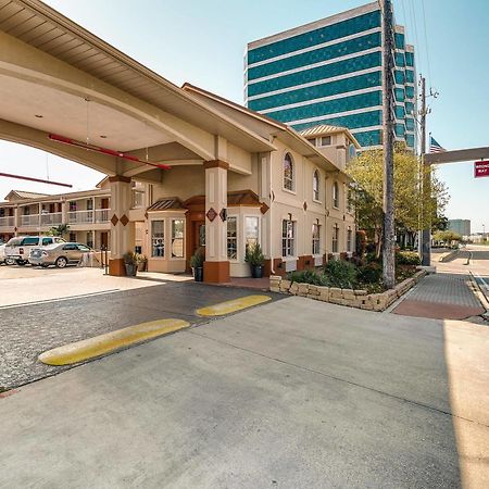 Quality Inn & Suites Dallas-Cityplace Eksteriør billede