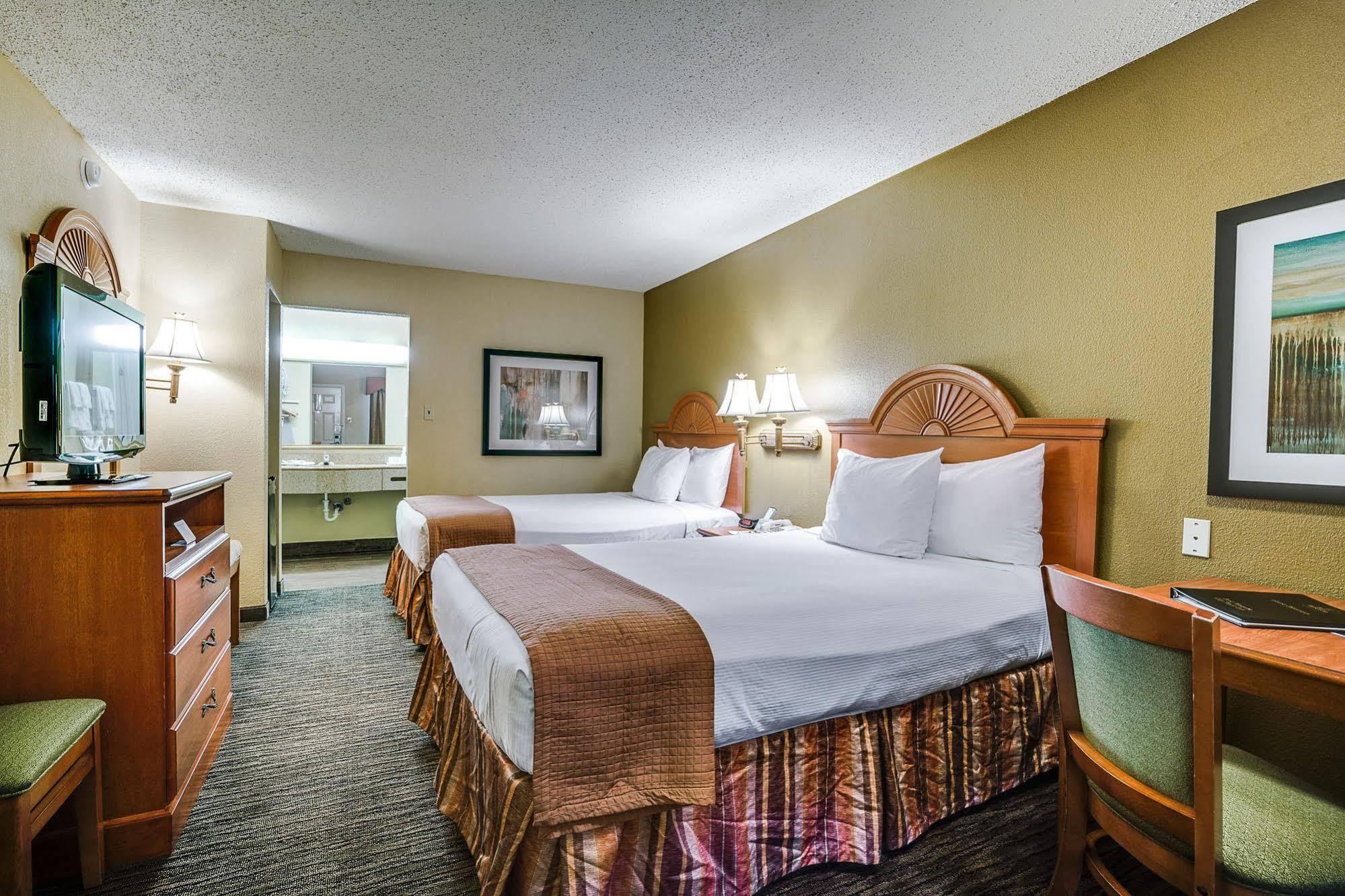 Quality Inn & Suites Dallas-Cityplace Eksteriør billede